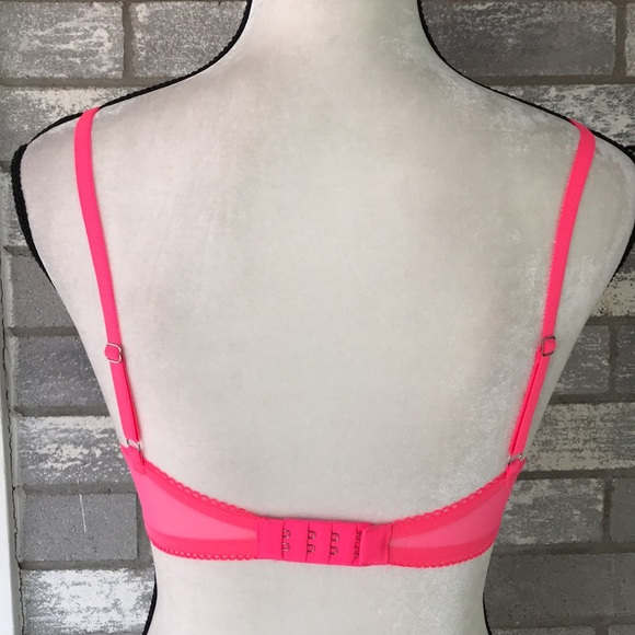 VS dream Angels lined Demi bra size 32C - Picture 6 of 10